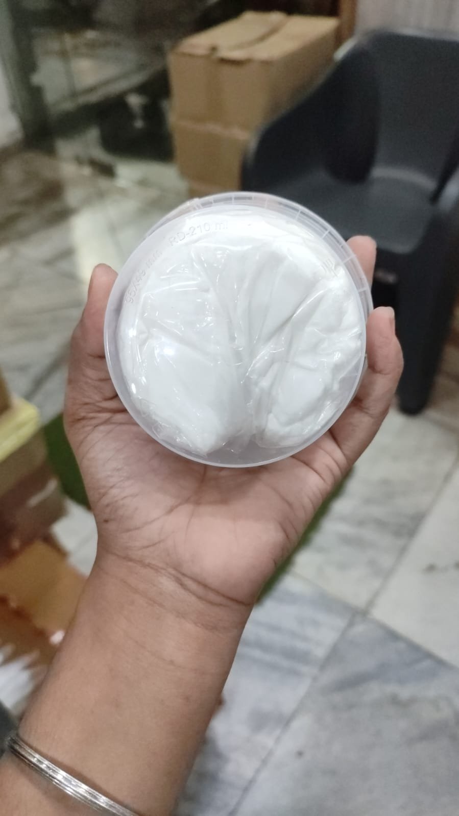 White 200g Fondant (Sugar Paste)