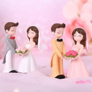1set of 2 pcs Miniature bride-and-groom figurine couples