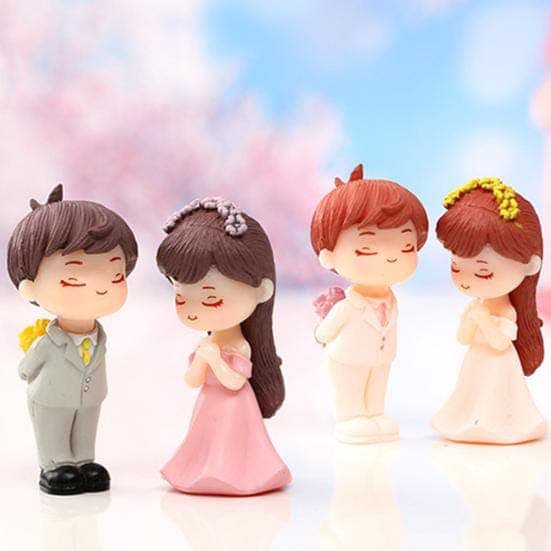 1set of 2 pcs Miniature bride-and-groom figurine couples