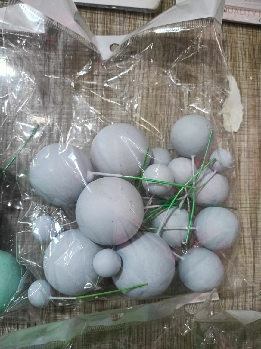 20pcs Matt Grey Faux Ball