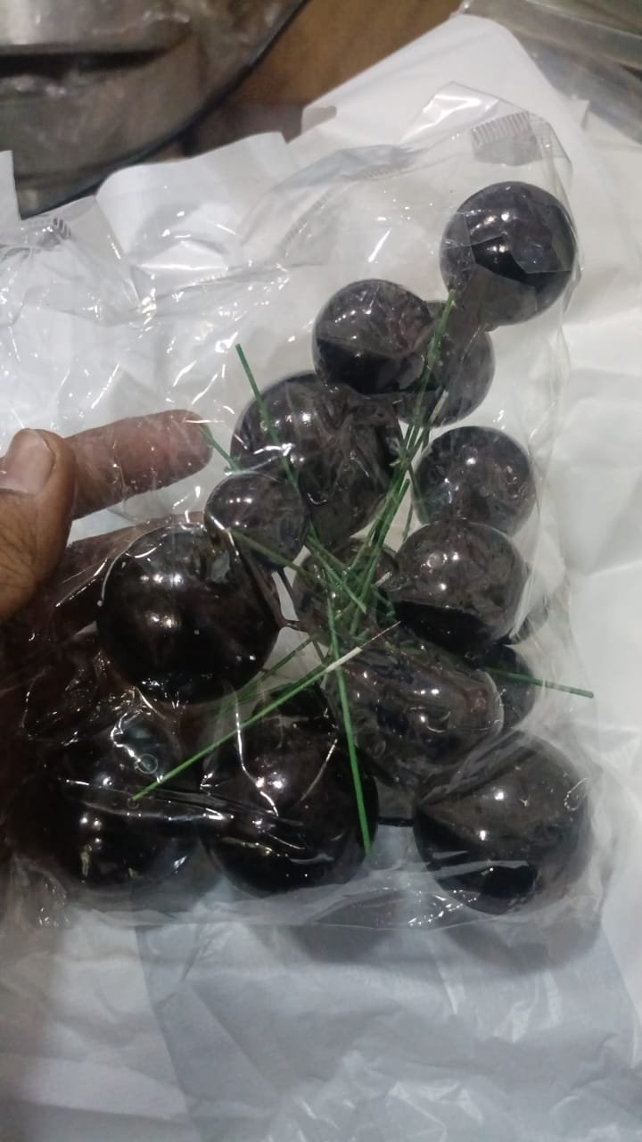 20pcs Shine Black Faux Ball